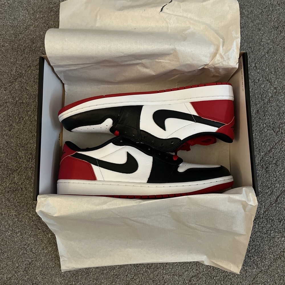 Nike Jordan 1 Low Red Toe